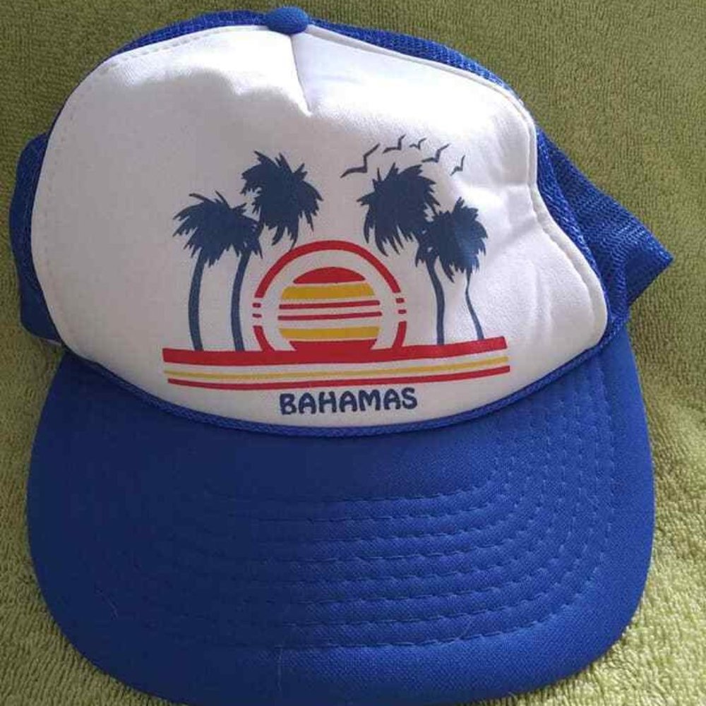 Vintage Retro 80's Bahamas Foam Snapback Trucker Mesh Hat